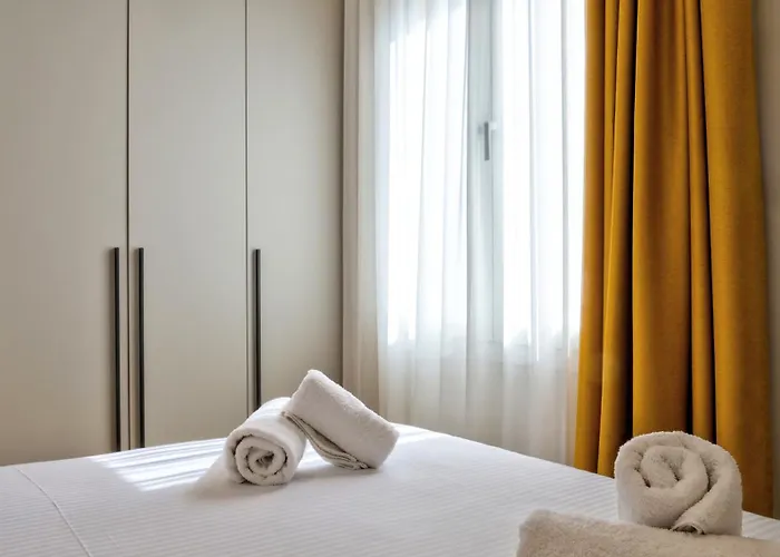 Casa Spianada, Old Town * Corfu (city)